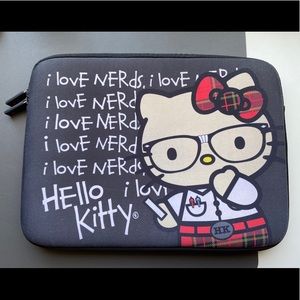 Hello Kitty “I love nerds” laptop Sleeve